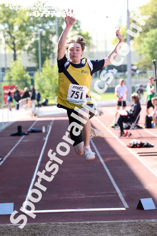 Mens under-17s long jump, 2019 North Eastern Track and Field Champs., Middlesbrough. Photo:  David T. Hewitson/Sports for All Pics